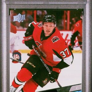 Upper Deck JOSH NORRIS YOUNG GUNS 20/21 ROOKIE #209 - PSA 9